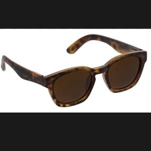 NWT - Peepers Oceans Away Matte Tortoise Shell Sunglasses